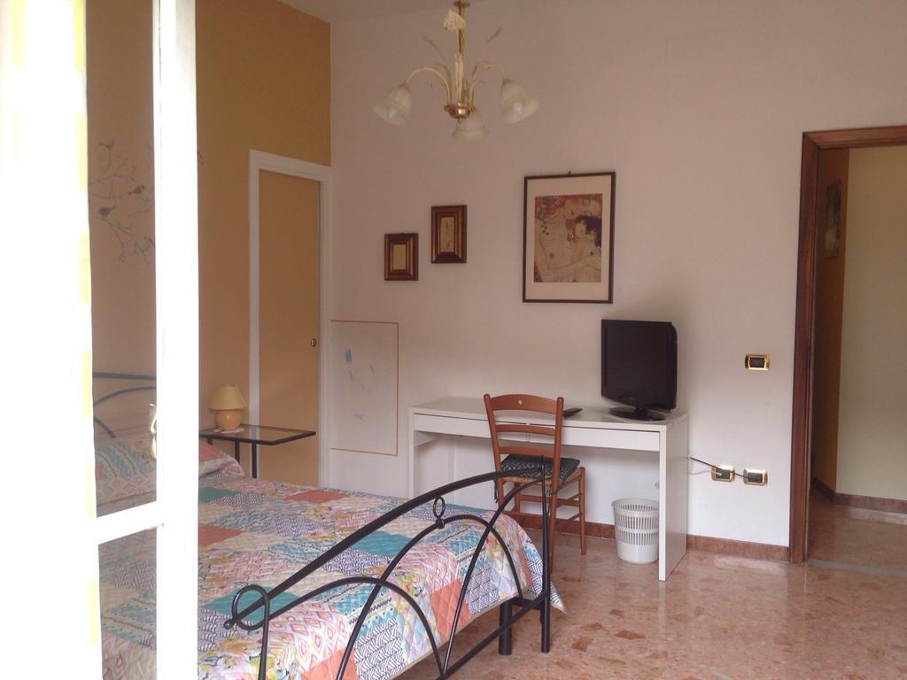 Chiavi Antiche B&B ซาแลร์โน ภายนอก รูปภาพ