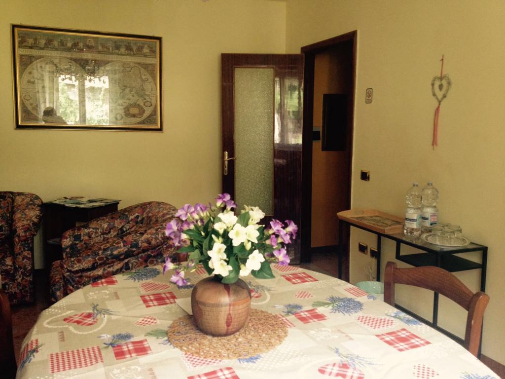 Chiavi Antiche B&B ซาแลร์โน ภายนอก รูปภาพ