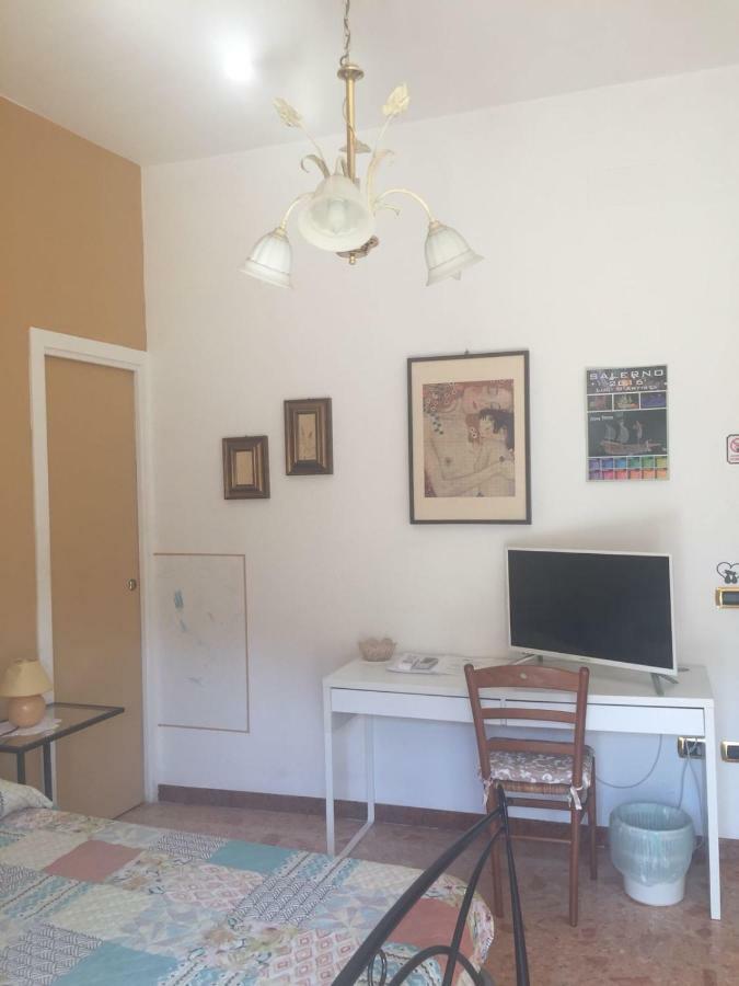 Chiavi Antiche B&B ซาแลร์โน ภายนอก รูปภาพ